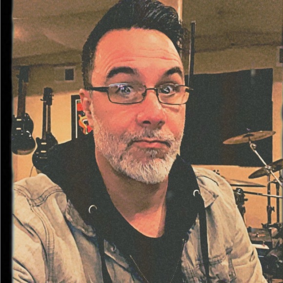 Meet your Posher, James - Picture 1 of 1